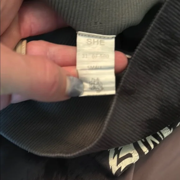 Darc Sport She Wolves Graphic Leggings Set in Black and mauve GUC bundle - Picture 2 of 6